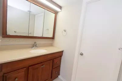 2841 NE 163rd St #706, North Miami Beach, FL 33160 - Photo 11