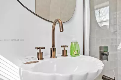 1344 Seabreeze Blvd, Fort Lauderdale, FL 33316 - Photo 21