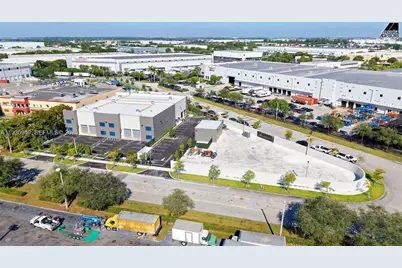 10941 NW 123rd St, Medley, FL 33178 - Photo 15