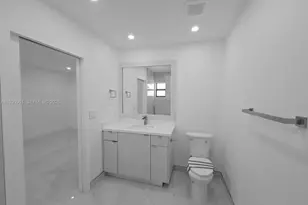 1800 W 54th St, Hialeah, FL 33012 - Photo 17