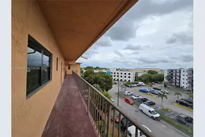 1800 W 54th St #409, Hialeah, FL 33012 - Photo 15