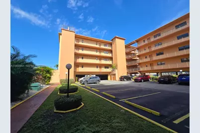 1800 W 54th St #409, Hialeah, FL 33012 - Photo 3