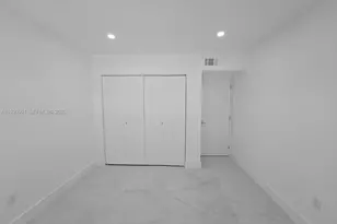 1800 W 54th St, Hialeah, FL 33012 - Photo 11