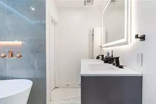 817 NW 17th St, Fort Lauderdale, FL 33311 - Photo 25