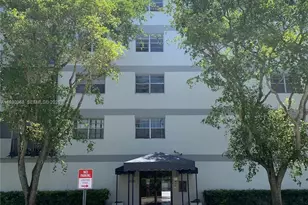 8950 NE 8th Ave, Miami, FL 33138 - Photo 19