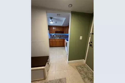 1100 Saint Charles Pl #L6, Pembroke Pines, FL 33026 - Photo 3