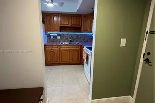 1100 St Charles Pl, Pembroke Pines, FL 33026 - Photo 3