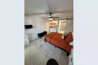 1100 Saint Charles Pl #L6, Pembroke Pines, FL 33026 - Photo 9