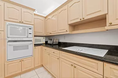 12982 SW 27th St, Miami, FL 33175 - Photo 13