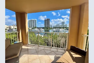 19877 E Country Club Dr #3408, Aventura, FL 33180 - Photo 1