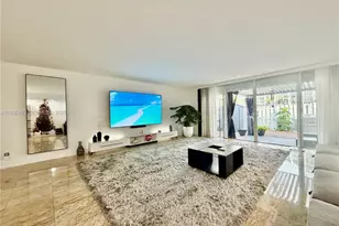 934 NE 27th Ave, Hallandale Beach, FL 33009 - Photo 23