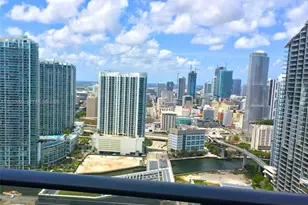 45 SW 9th St, Miami, FL 33130 - Photo 3