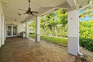 1901 Timberline Rd, Weston, FL 33327 - Photo 27