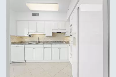 [Address not provided], Miami Beach, FL 33140 - Photo 5