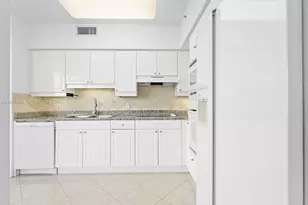 [Address not provided], Miami Beach, FL 33140 - Photo 5