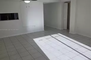 8075 SW 107 Av, Miami, FL 33173 - Photo 7