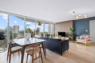 7601 E Treasure Dr, North Bay Village, FL 33141 - Photo 13