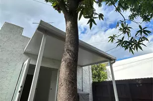 551 NW 41st St, Miami, FL 33127 - Photo 13