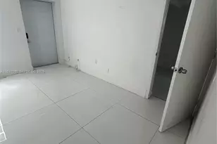 551 NW 41st St, Miami, FL 33127 - Photo 9