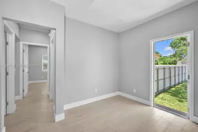 421 NW 59th St, Miami, FL 33127 - Photo 23