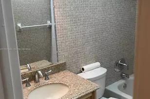 160 SW 30th Ave, Miami, FL 33135 - Photo 9