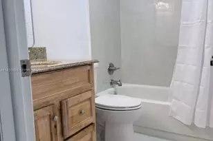 160 SW 30th Ave, Miami, FL 33135 - Photo 5