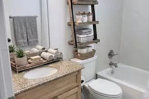 160 SW 30th Ave, Miami, FL 33135 - Photo 3