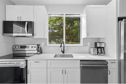 1590 NW 38th St #1, Miami, FL 33142 - Photo 17