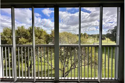 301 SW 135th Ave #415C, Pembroke Pines, FL 33027 - Photo 11