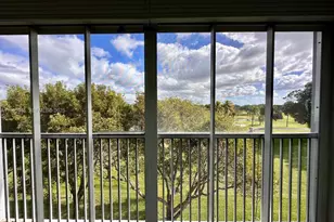 301 SW 135th Ave, Pembroke Pines, FL 33027 - Photo 11