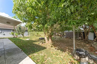 445 NW 8th St, Homestead, FL 33030 - Photo 21
