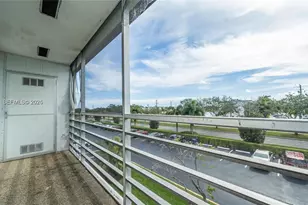 79 Suffolk B, Boca Raton, FL 33434 - Photo 9