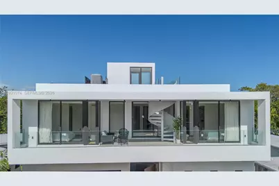 1045 W 47th Ct, Miami Beach, FL 33140 - Photo 3