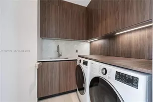 1045 W 47th Ct, Miami Beach, FL 33140 - Photo 41