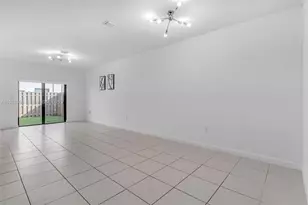 28625 SW 133rd Pl, Homestead, FL 33033 - Photo 5