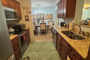 918 SE 16th St, Deerfield Beach, FL 33441 - Photo 5