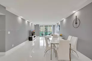 19380 Collins Ave, Sunny Isles Beach, FL 33160 - Photo 9