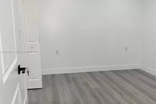 2321 NW 85th Ave, Pembroke Pines, FL 33024 - Photo 11