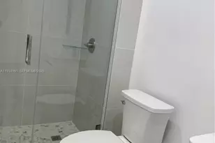 2321 NW 85th Ave, Pembroke Pines, FL 33024 - Photo 17