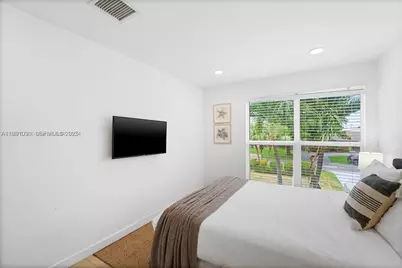 413 Holiday, Hallandale Beach, FL 33009 - Photo 17