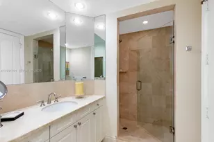 10295 Collins Ave, Bal Harbour, FL 33154 - Photo 17