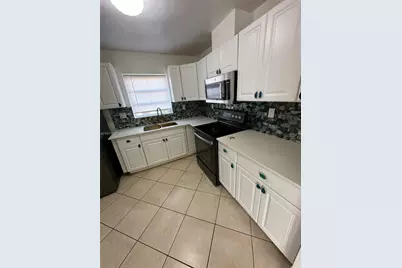 740 NW 178th Ter, Miami Gardens, FL 33169 - Photo 7