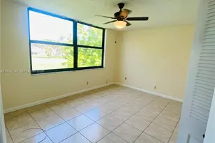 7331 NW 18th St, Margate, FL 33063 - Photo 11