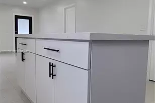 800 Jann Ave, Opa-Locka, FL 33054 - Photo 25