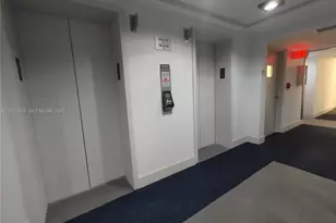 555 NE 15th St, Miami, FL 33132 - Photo 39