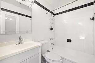 7270 Gary Ave, Miami Beach, FL 33141 - Photo 21