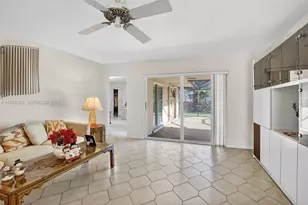2221 NW 82nd Way, Pembroke Pines, FL 33024 - Photo 7