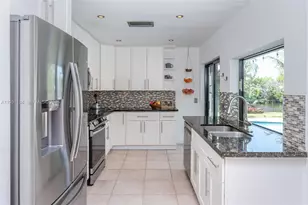 511 SW 168th Ave, Weston, FL 33326 - Photo 17