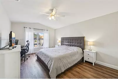 1356 NW 192nd Ave, Pembroke Pines, FL 33029 - Photo 25
