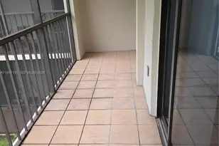 8035 SW 107th Ave, Miami, FL 33173 - Photo 15